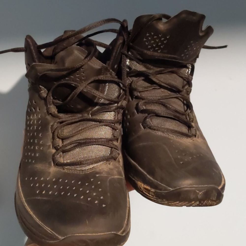 Old Jordans size 12